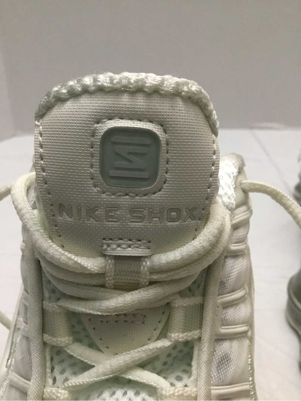 Women Nike Shox size 6.5 NWT - Picture 5 of 7